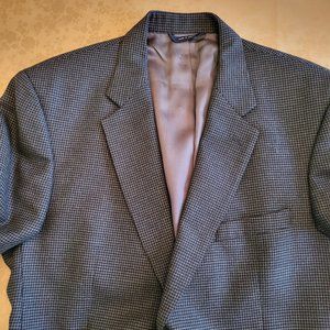 Brooks Brothers gray and dark blue checkered sports coat